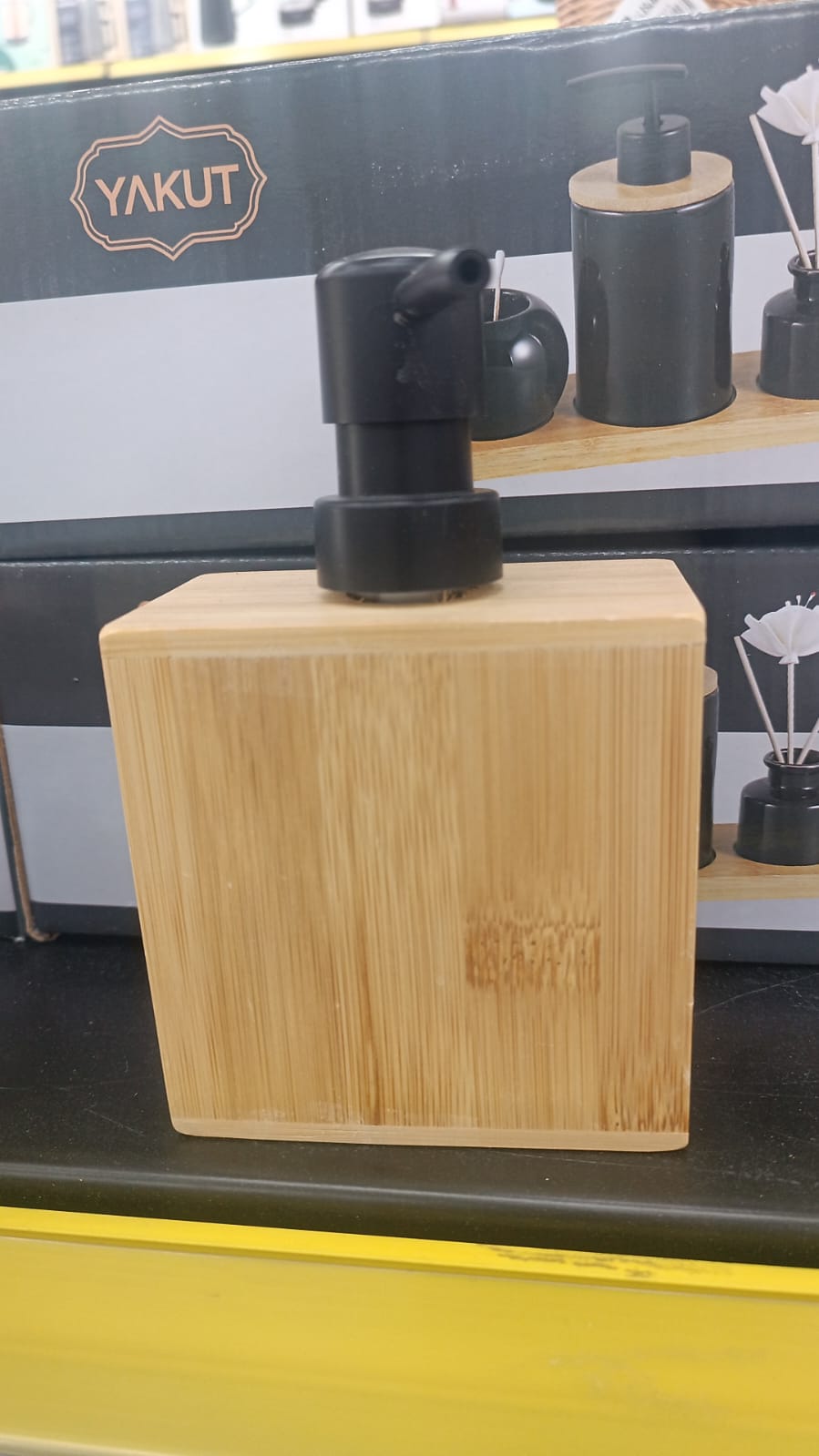 DMR BAMBU KARE SIVI  SABUNLUK *48