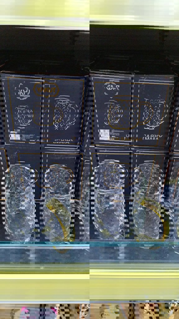 YAKUT DESENLI GOLD KULPLU TERMESIL BARDAK *48