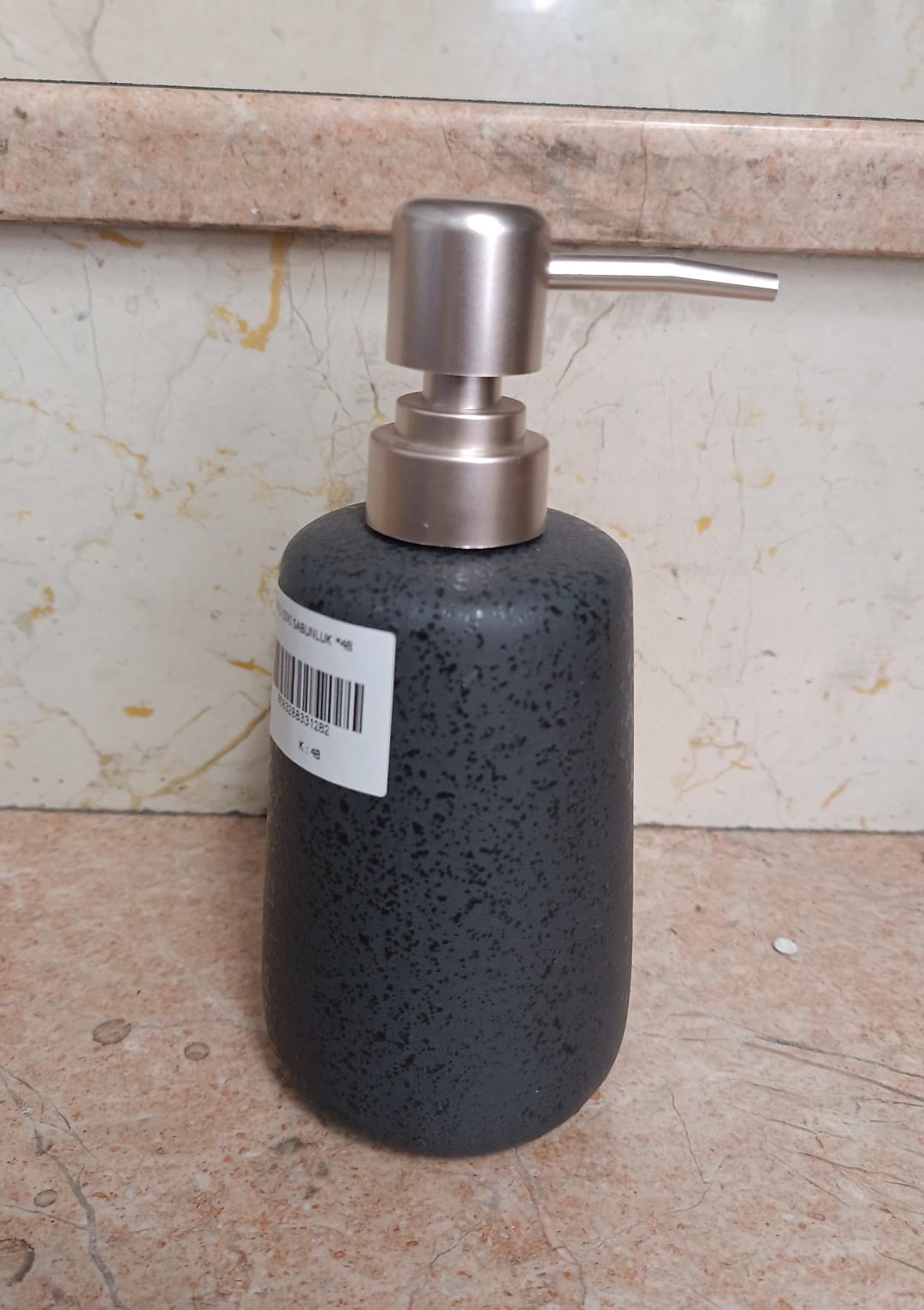 YAKUT DESENLI SIVI SABUNLUK *48